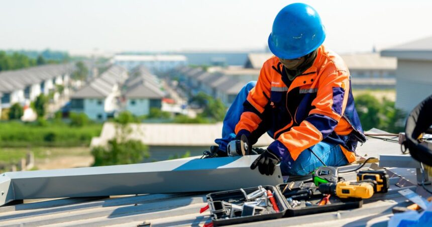 How Poulsbo Homeowners Choose the Right Roofing Contractors